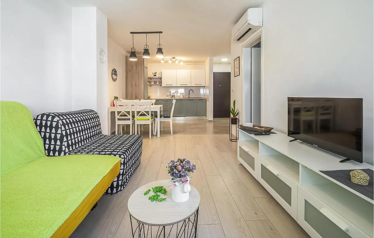 Beautiful Apartment In Pula With Wifi And 1 Bedrooms 0*,  Croatia